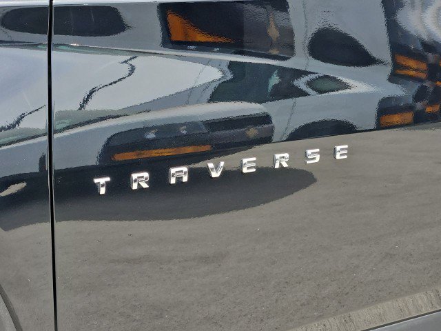 Used 2021 Chevrolet Traverse RS w/ LPO, Cargo Package FWD image 32