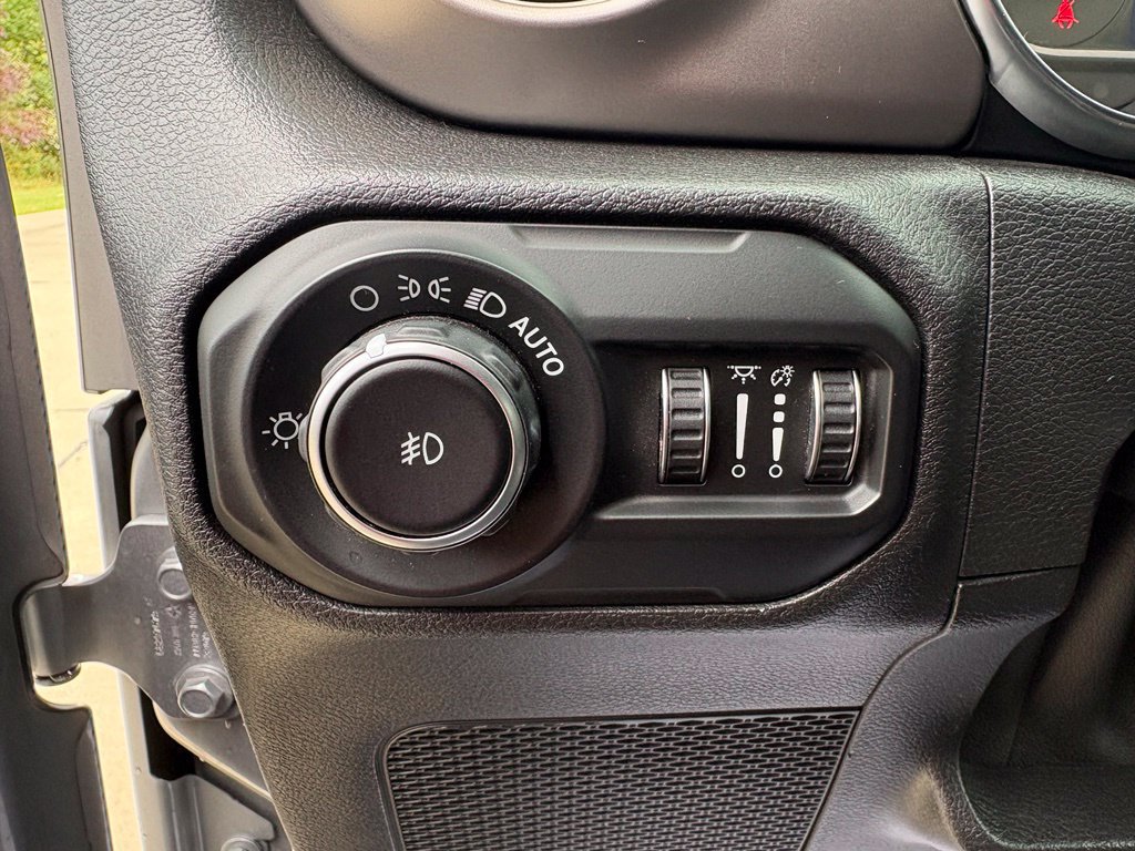 Used 2020 Jeep Wrangler Unlimited Sport S AWD/4WD image 17