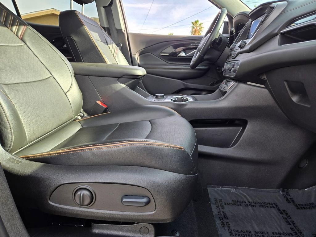 Used 2023 GMC Terrain AT4 w/ Infotainment Package II image 17