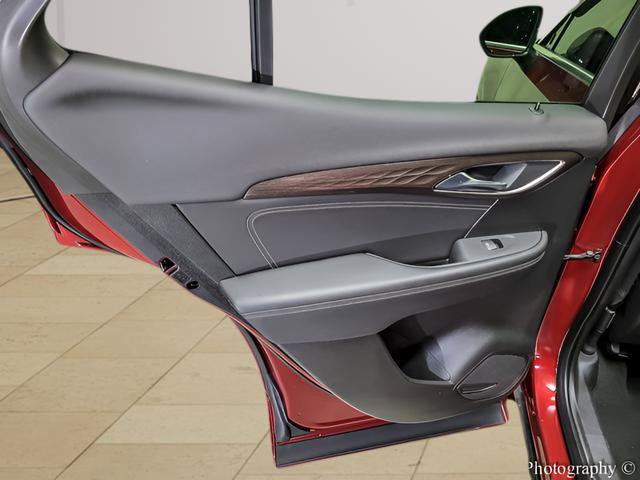 Used 2023 Buick Envision Avenir AWD/4WD image 24