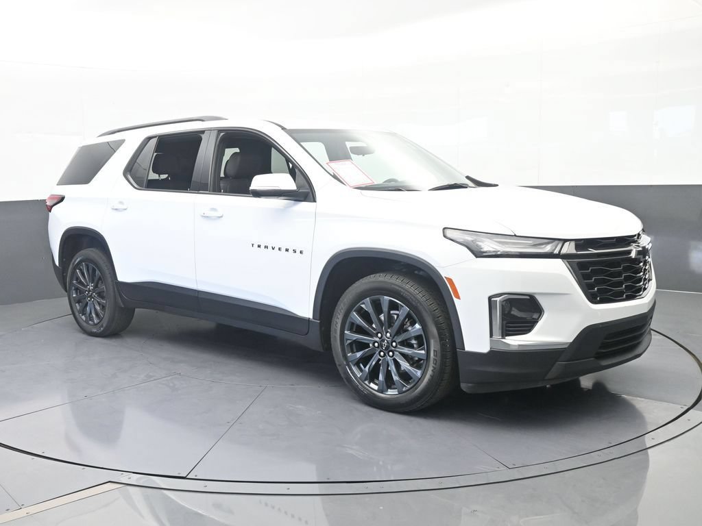 Used 2023 Chevrolet Traverse RS FWD image 8