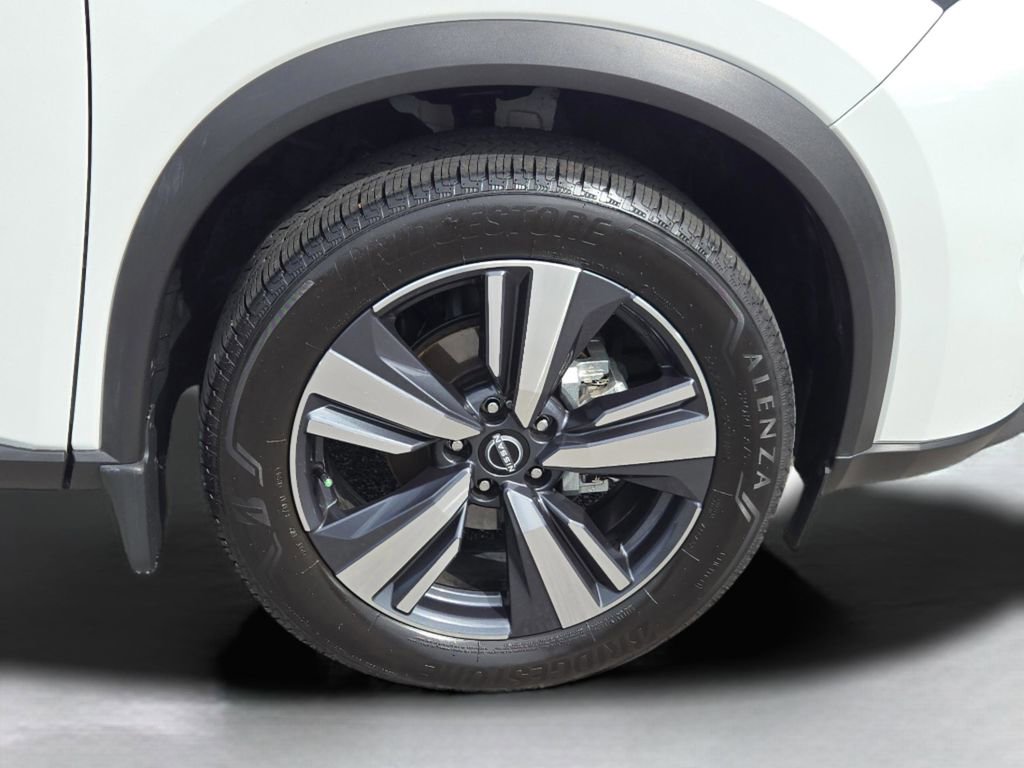 Used 2024 Nissan Rogue SL w/ SL Premium Package image 6