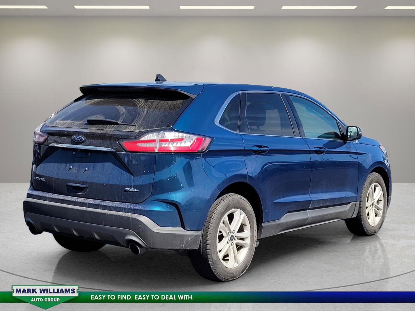 Used 2020 Ford Edge SEL w/ Convenience Package FWD image 4