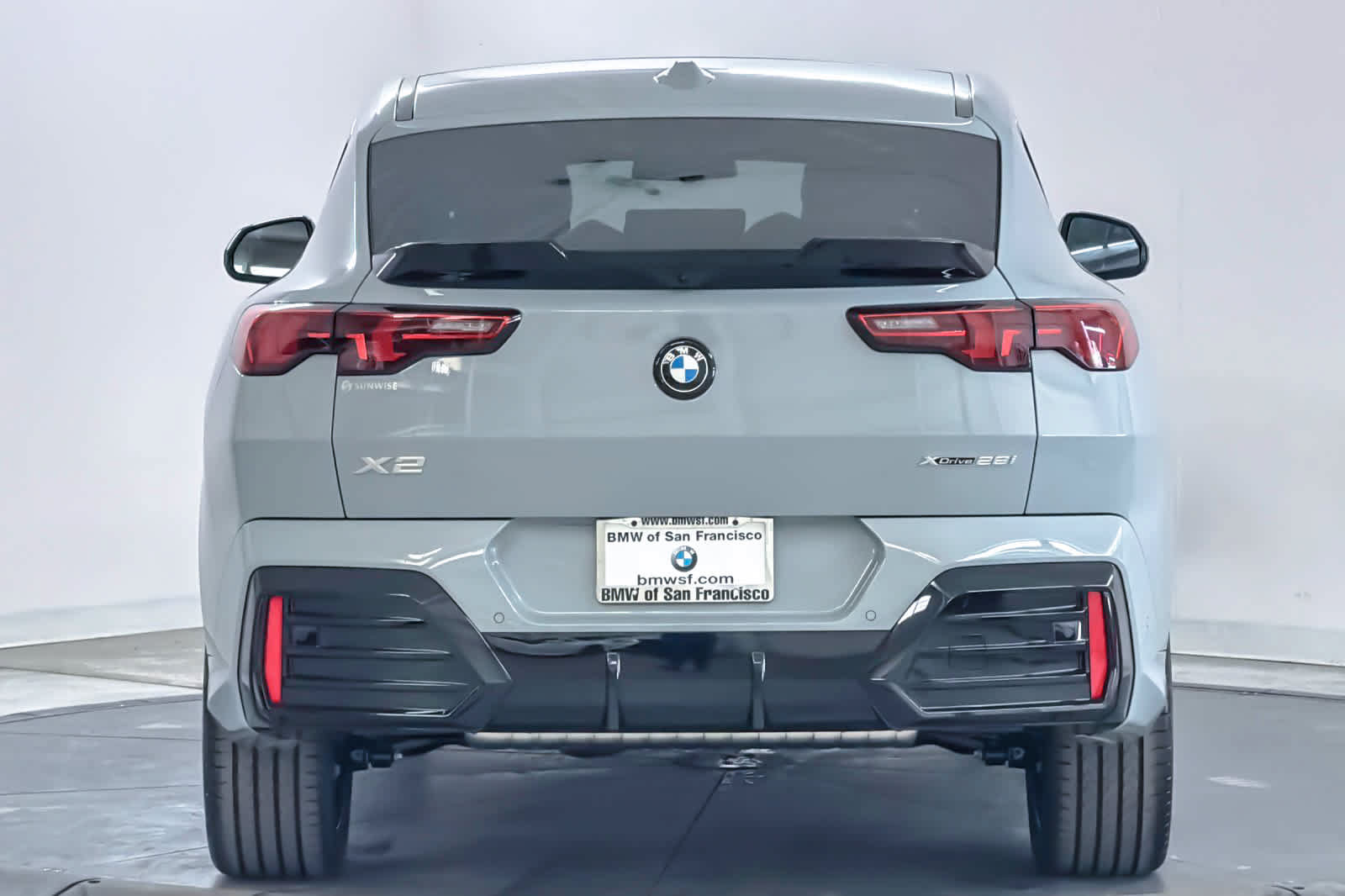 New 2026 BMW X2 xDrive28i w/ Technology Package AWD/4WD image 7