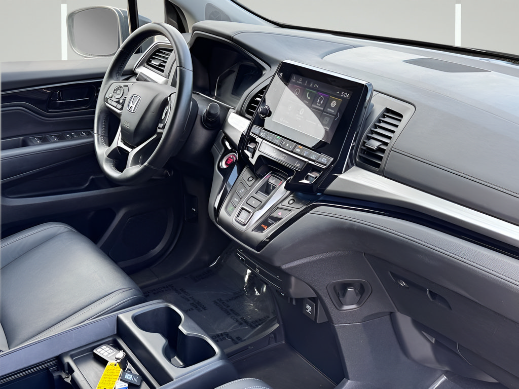Used 2023 Honda Odyssey Touring image 6