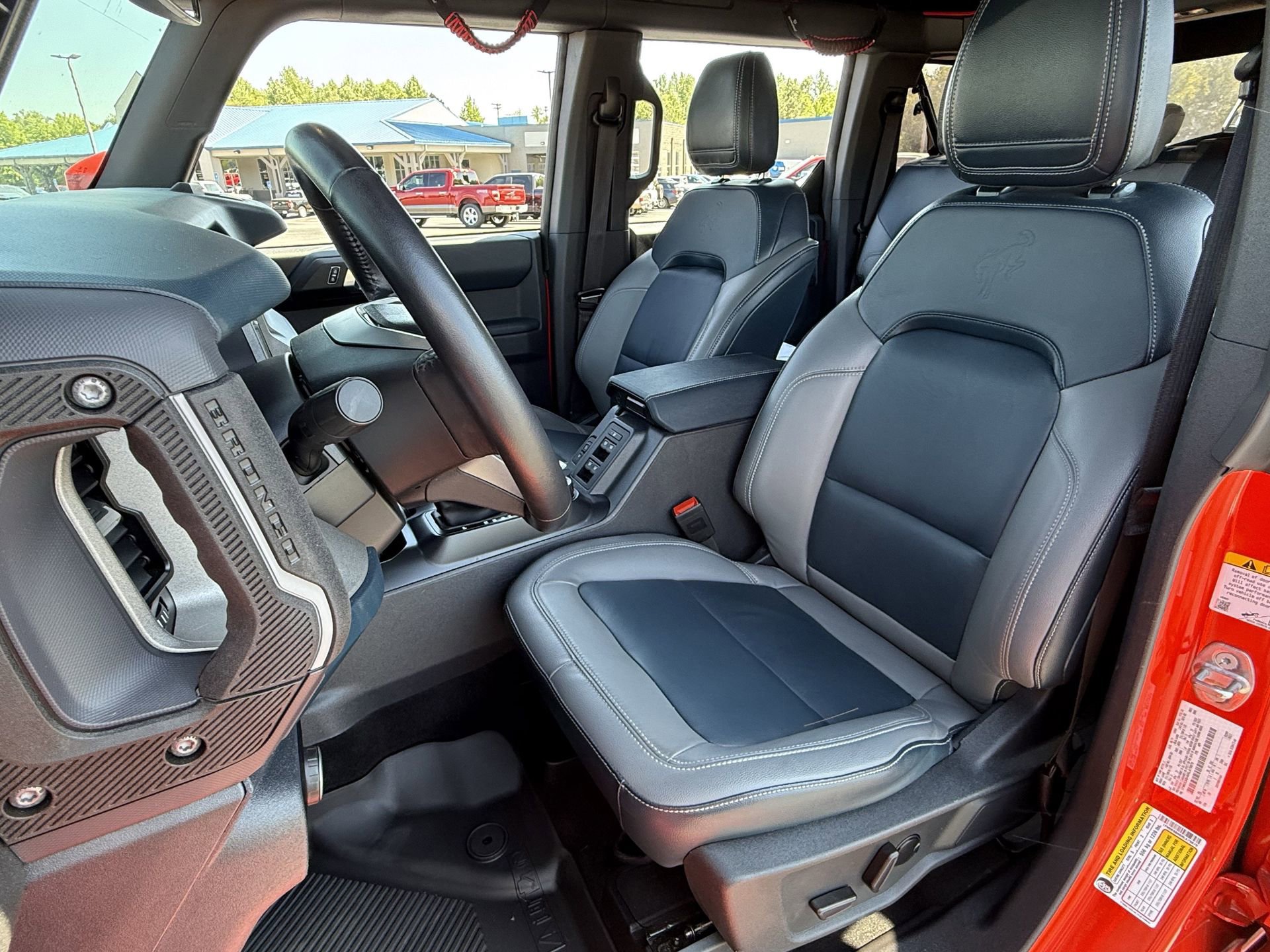 Certified 2024 Ford Bronco Outer Banks AWD/4WD image 14