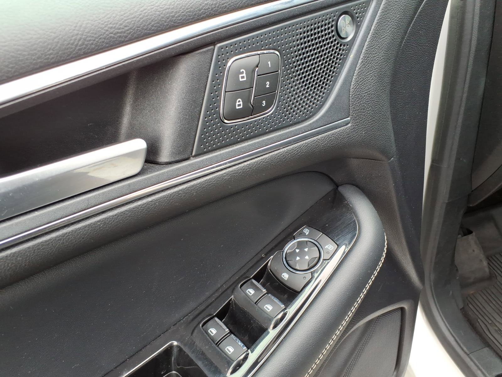 Used 2019 Ford Edge ST w/ Equipment Group 401A image 14