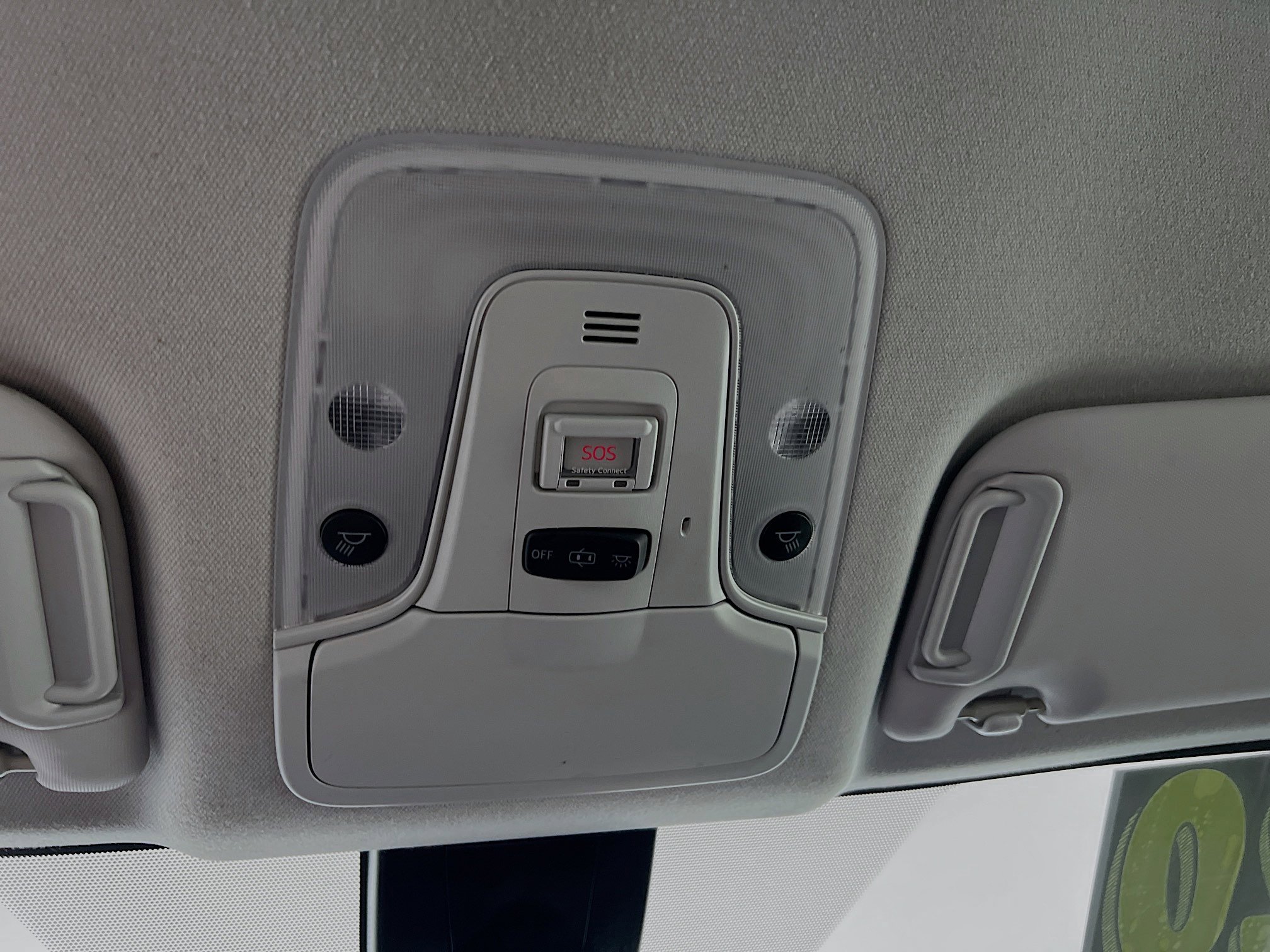 Used 2020 Toyota Prius LE image 21