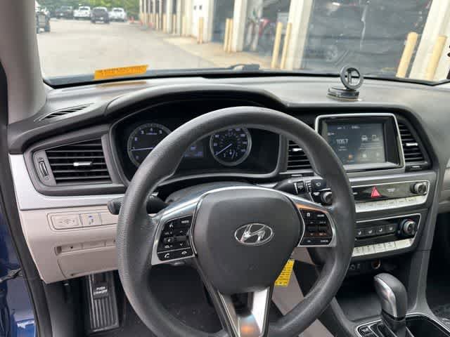 Used 2018 Hyundai Sonata SE FWD image 6