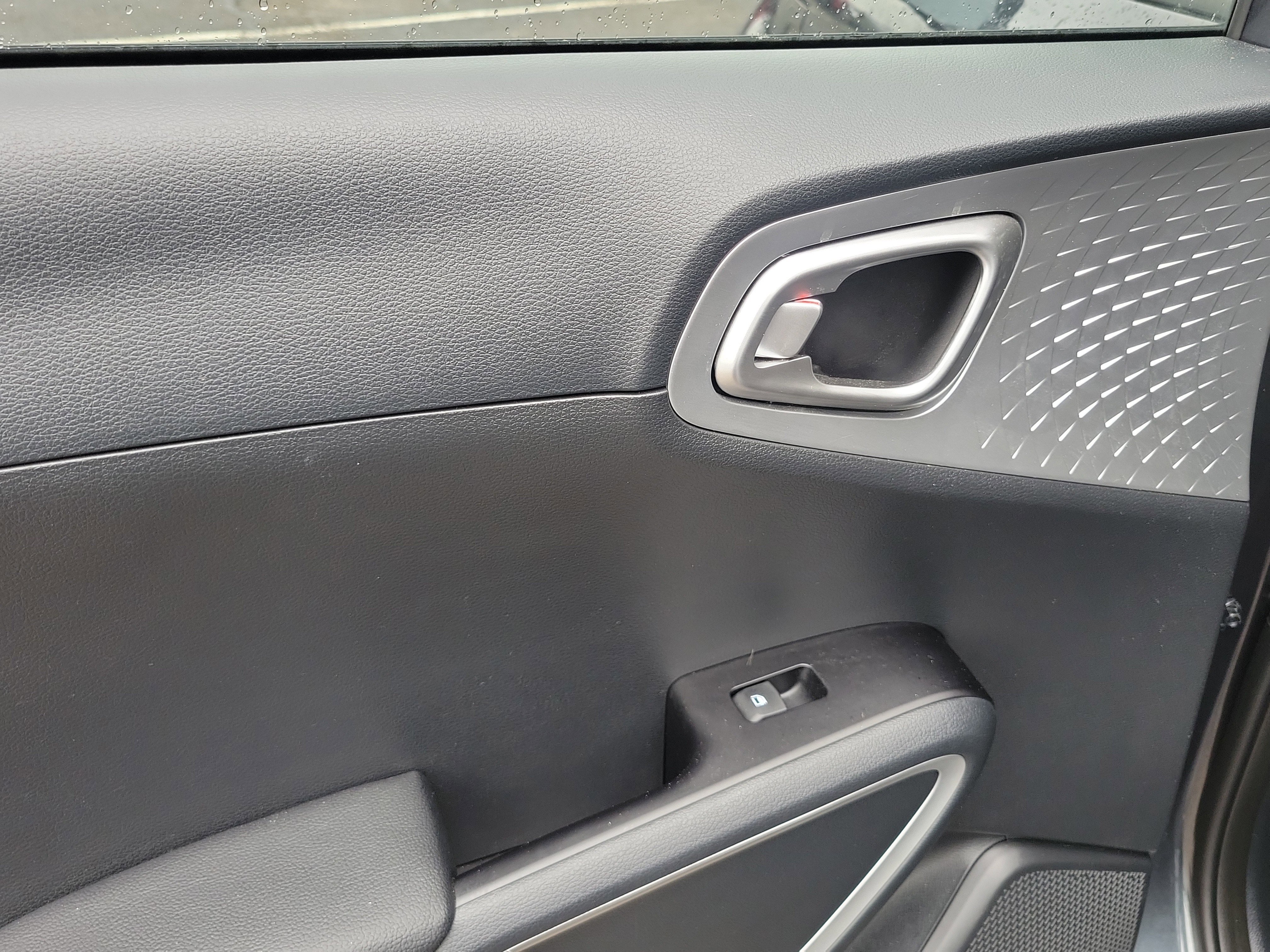 Used 2022 Kia Soul LX w/ Technology Package FWD image 17
