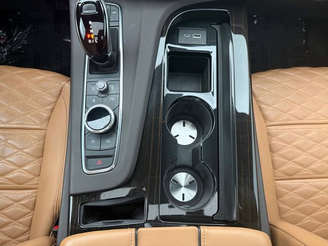 Used 2023 Cadillac Escalade Premium Luxury w/ Performance Package AWD/4WD image 11