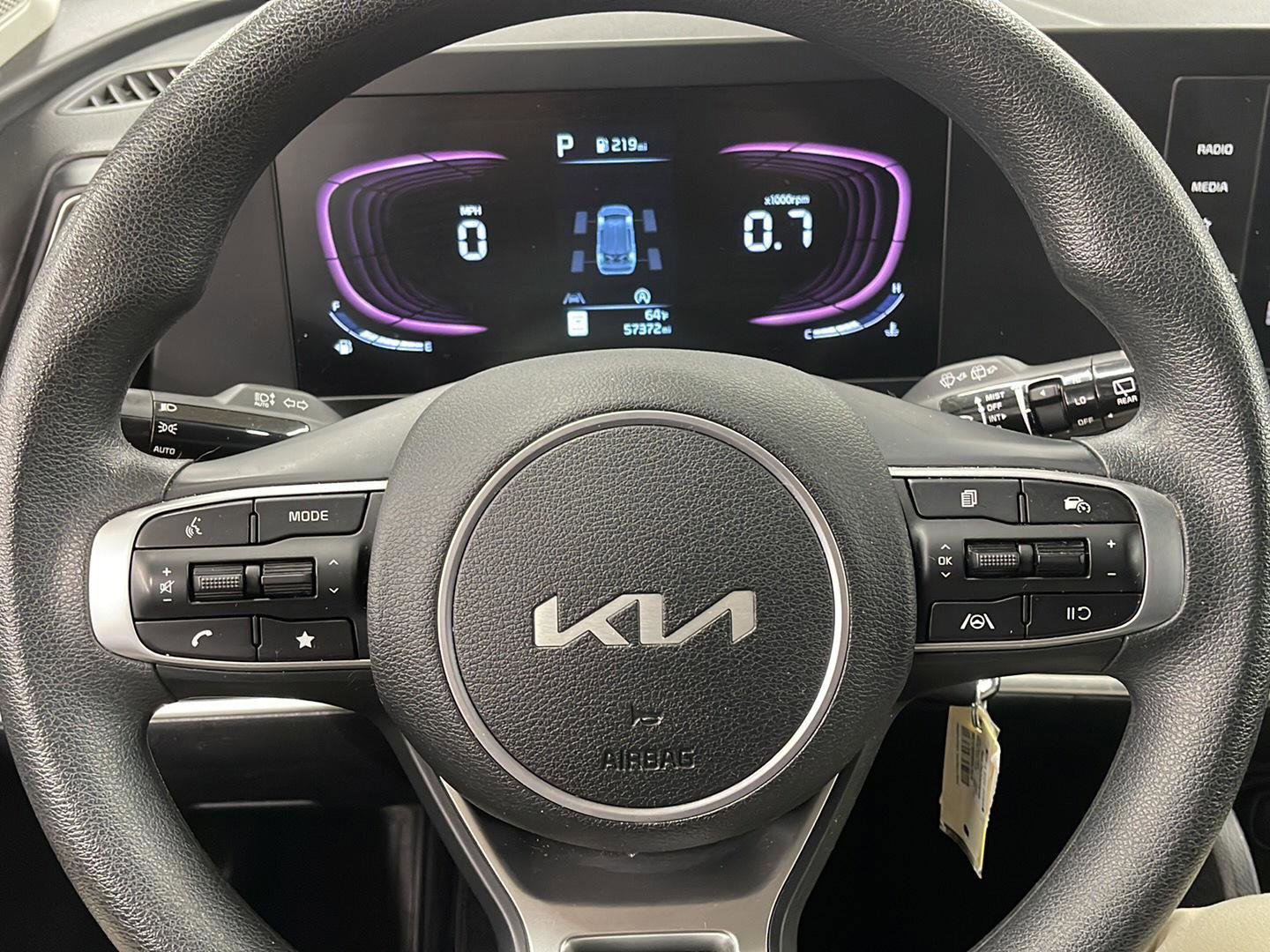 Used 2023 Kia Sportage LX image 7