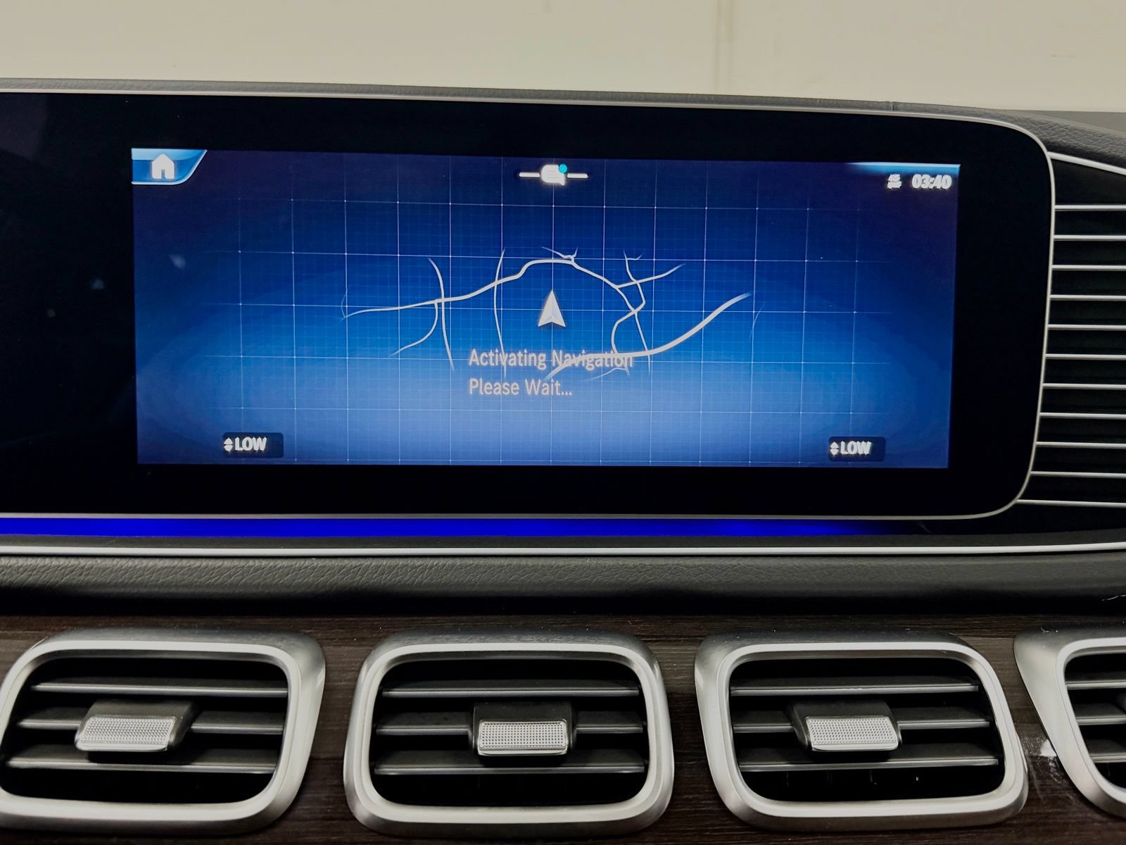 Used 2026 Mercedes-Benz GLS 450 4MATIC image 30