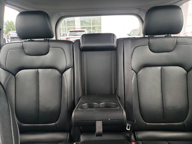 Used 2023 Jeep Grand Cherokee Limited AWD/4WD image 14