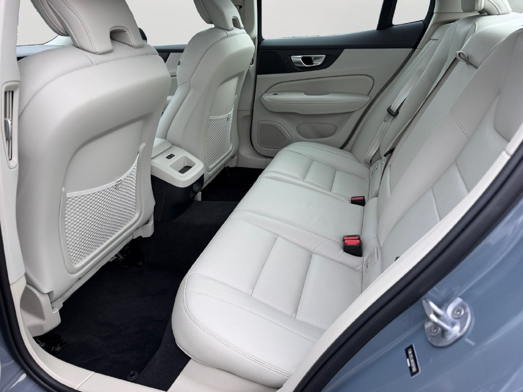 Certified 2024 Volvo S60 B5 Plus w/ Climate Package AWD/4WD image 12