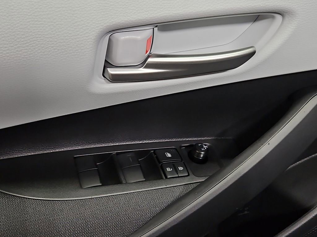 New 2026 Toyota Corolla SE image 8