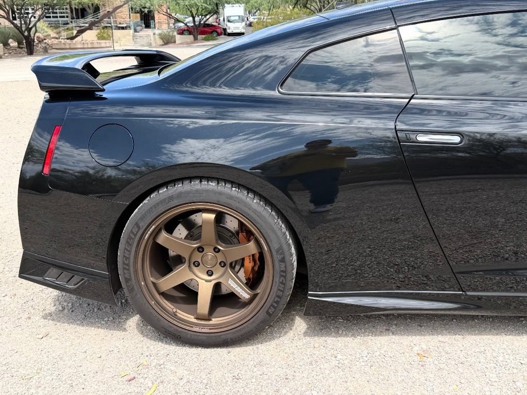 Used 2020 Nissan GT-R Premium w/ Premium Interior Package AWD/4WD image 8