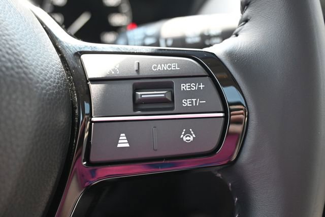Used 2025 Honda HR-V EX-L image 36