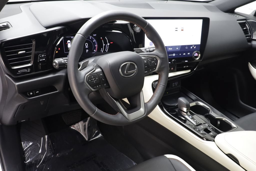 Used 2022 Lexus NX 250 AWD image 7