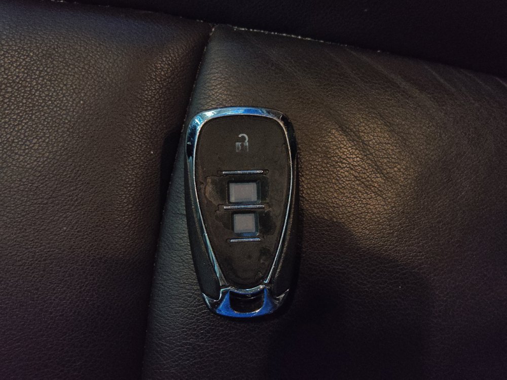 Used 2018 Chevrolet Cruze Premier FWD image 32