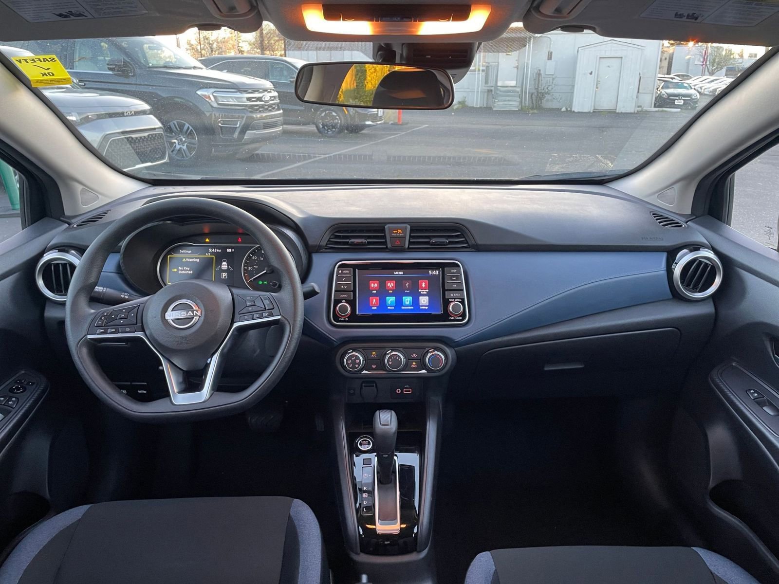 Used 2025 Nissan Versa SV image 31