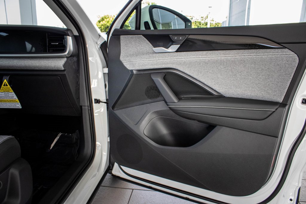 New 2025 Volkswagen Tiguan S image 40