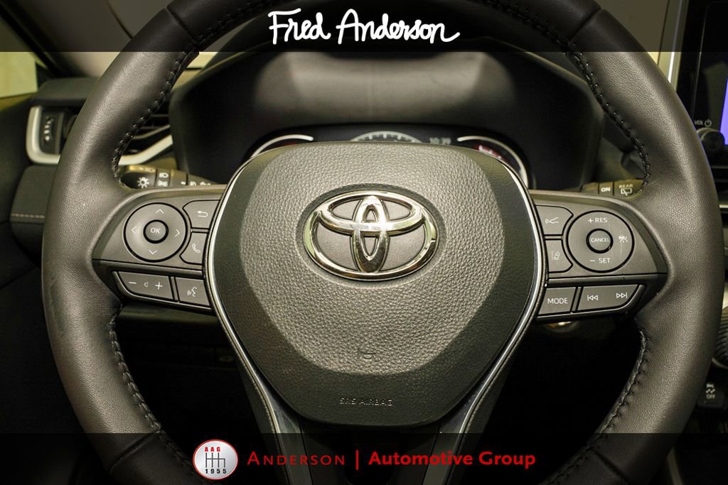 Used 2024 Toyota RAV4 XLE Premium FWD image 19