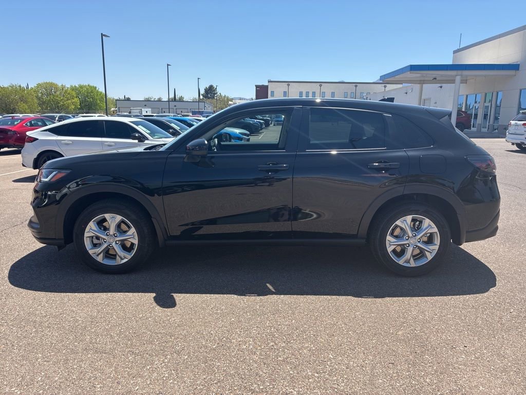 New 2025 Honda HR-V LX image 2