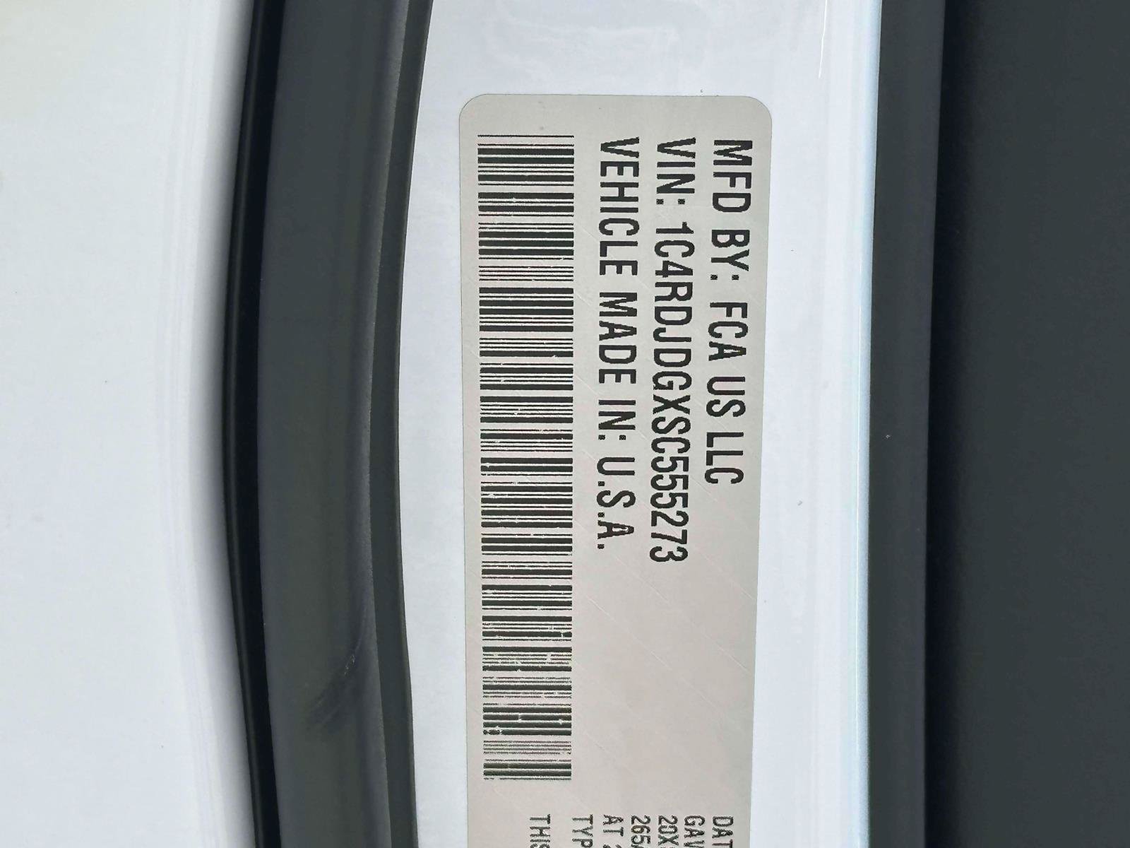 Used 2025 Dodge Durango GT AWD/4WD image 18
