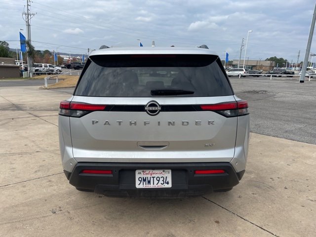 Used 2024 Nissan Pathfinder SV image 7