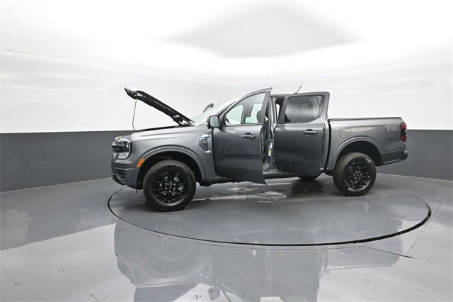 New 2025 Ford Ranger Lariat w/ FX4 Off-Road Package image 42