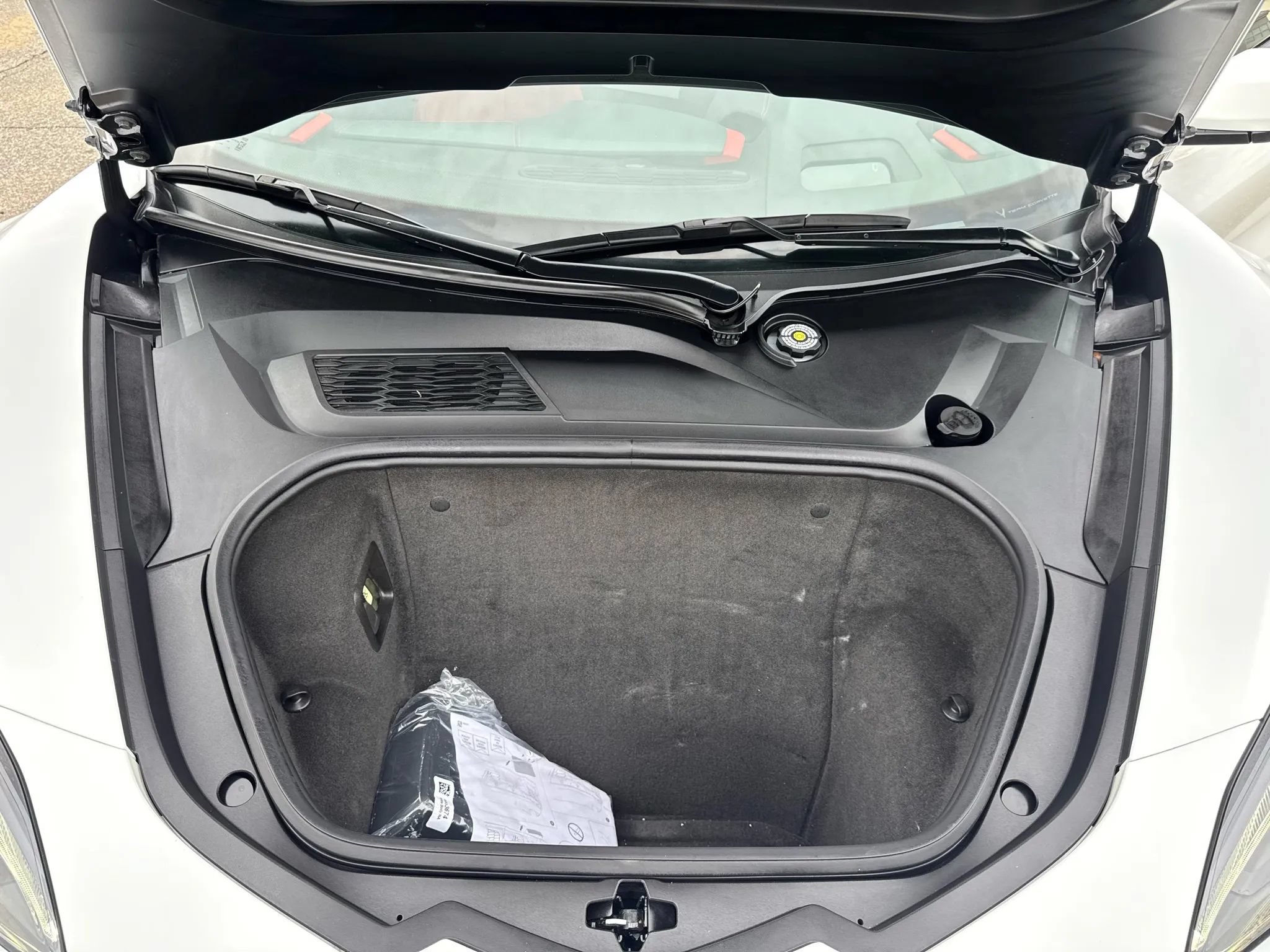 Used 2024 Chevrolet Corvette Z06 RWD image 28