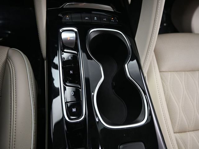 Used 2022 Buick Envision Avenir w/ Technology Package II image 13