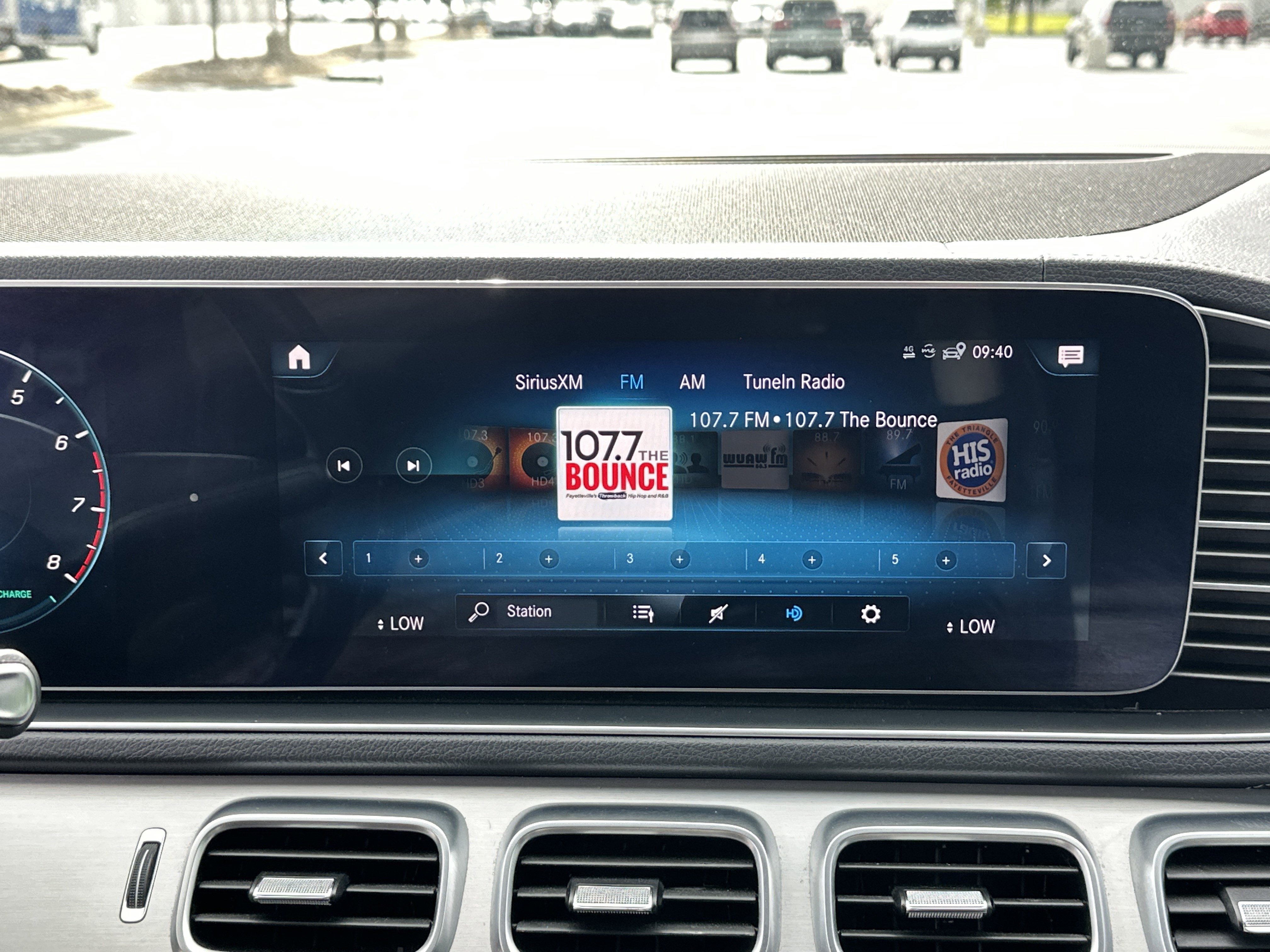 Used 2020 Mercedes-Benz GLS 450 4MATIC image 23