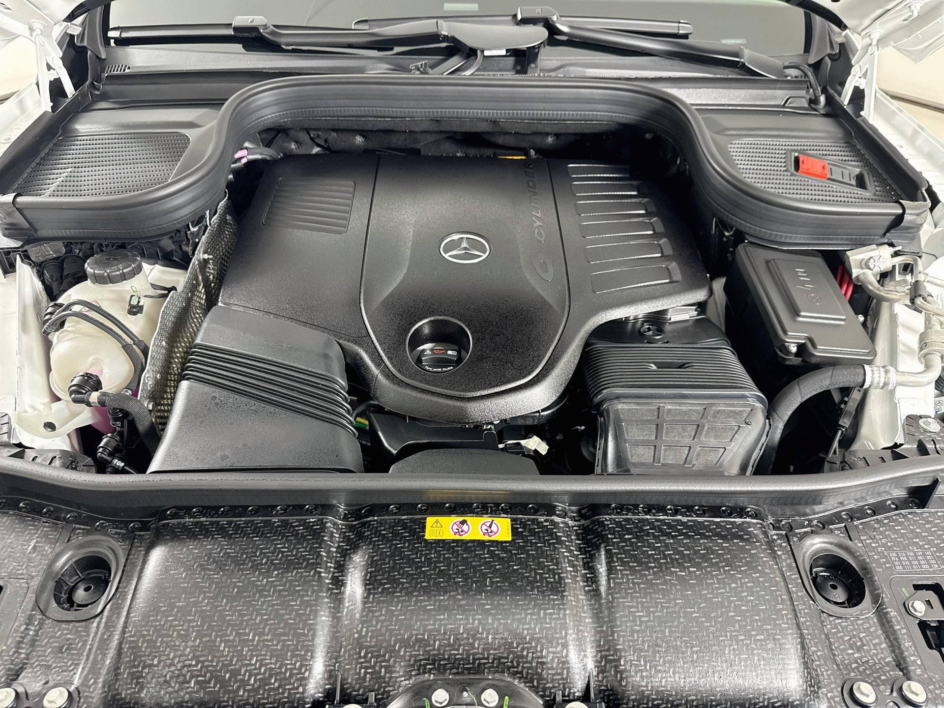 New 2027 Mercedes-Benz GLS 450 4MATIC image 33