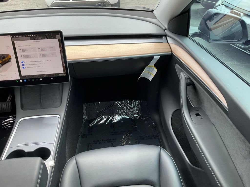 Used 2023 Tesla Model Y 2WD image 62