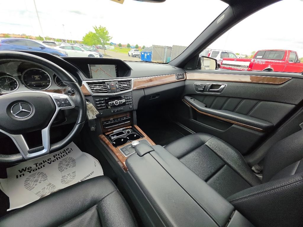 Used 2013 Mercedes-Benz E 350 4MATIC Sedan image 29