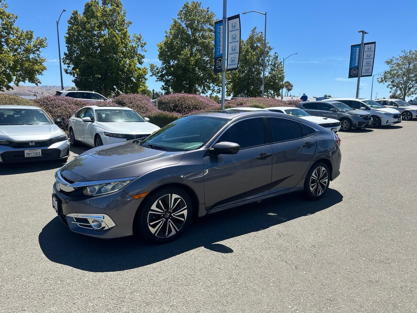 Used 2017 Honda Civic EX-T image 6