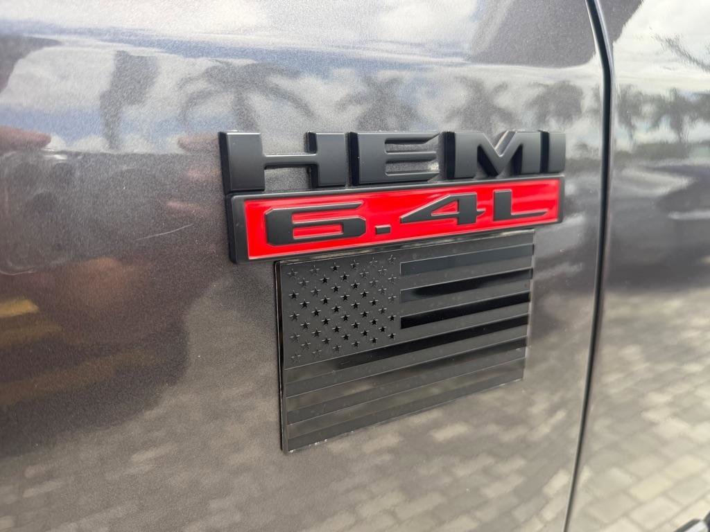 Used 2022 RAM 2500 Laramie w/ Night Edition AWD/4WD image 6