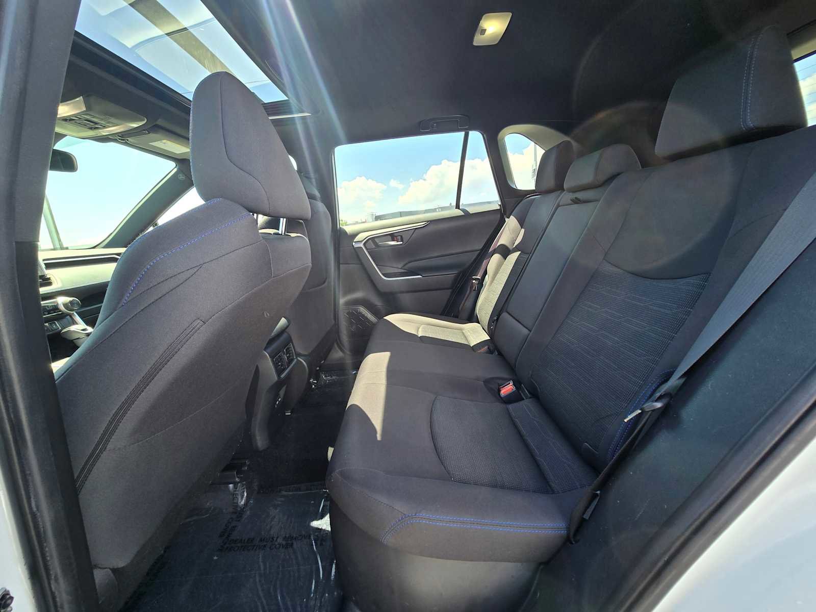 Used 2023 Toyota RAV4 SE w/ Convenience Package AWD/4WD image 20