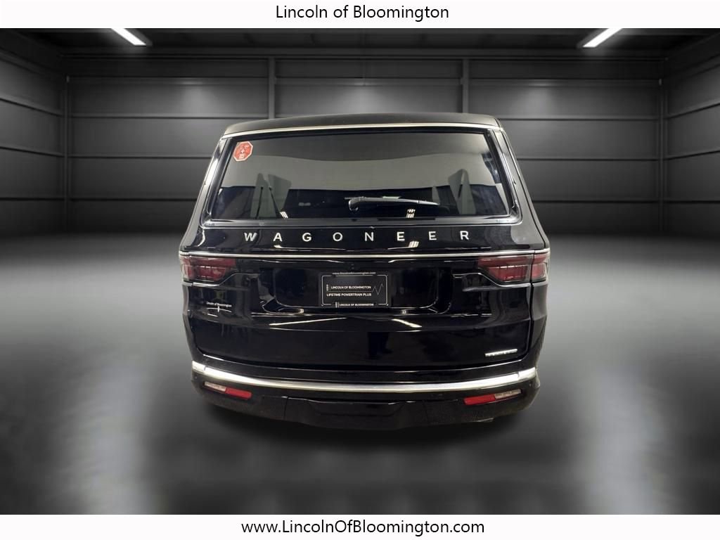 Used 2024 Jeep Wagoneer L Series II w/ Flexible Seating Group image 6