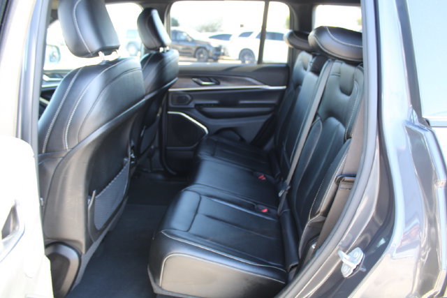 Used 2024 Jeep Grand Cherokee Limited 4xe AWD/4WD image 42