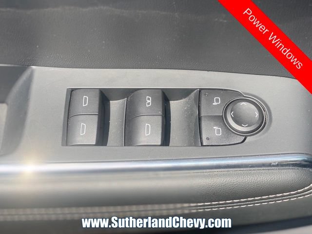 Used 2025 GMC Acadia Elevation FWD image 15