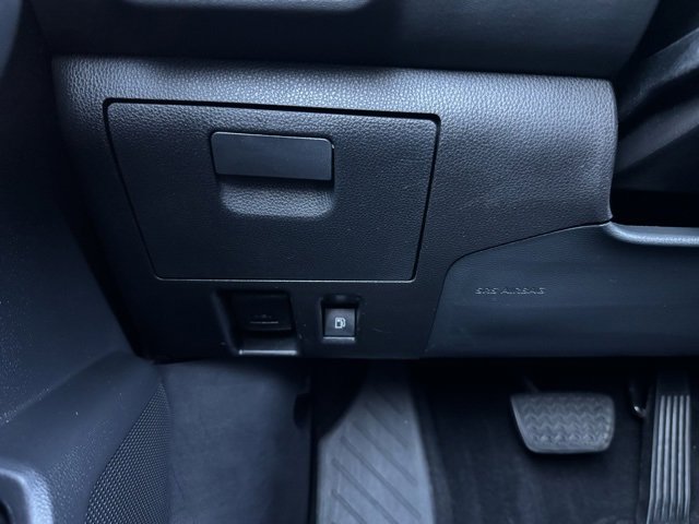 Certified 2020 Toyota Highlander XLE image 37