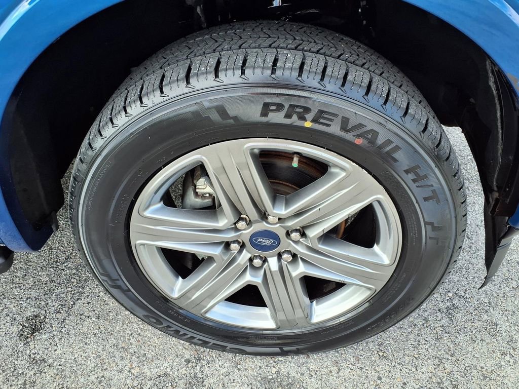 Used 2018 Ford F150 XLT w/ Equipment Group 302A Luxury image 9