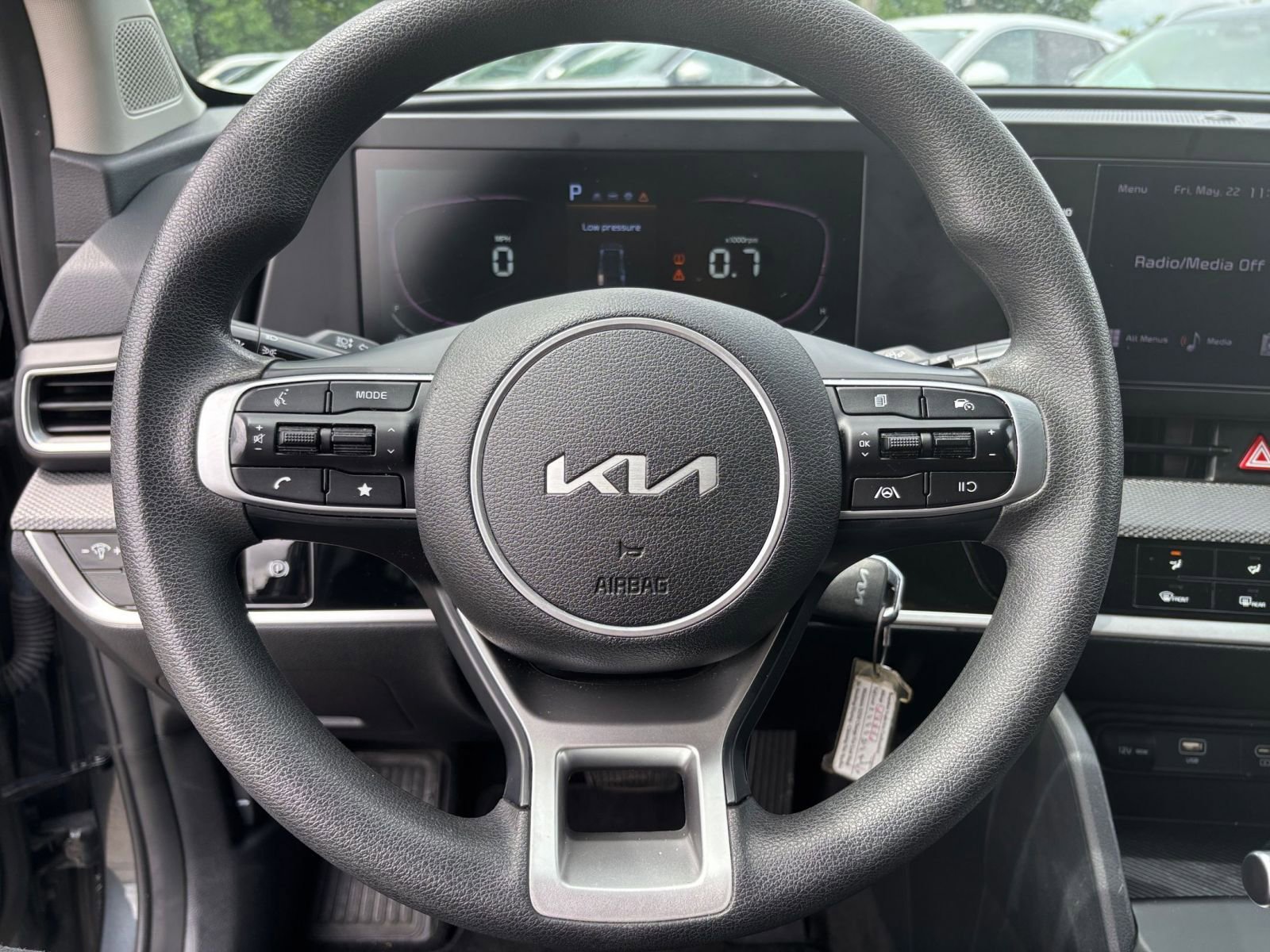 Used 2024 Kia Sportage LX FWD image 27