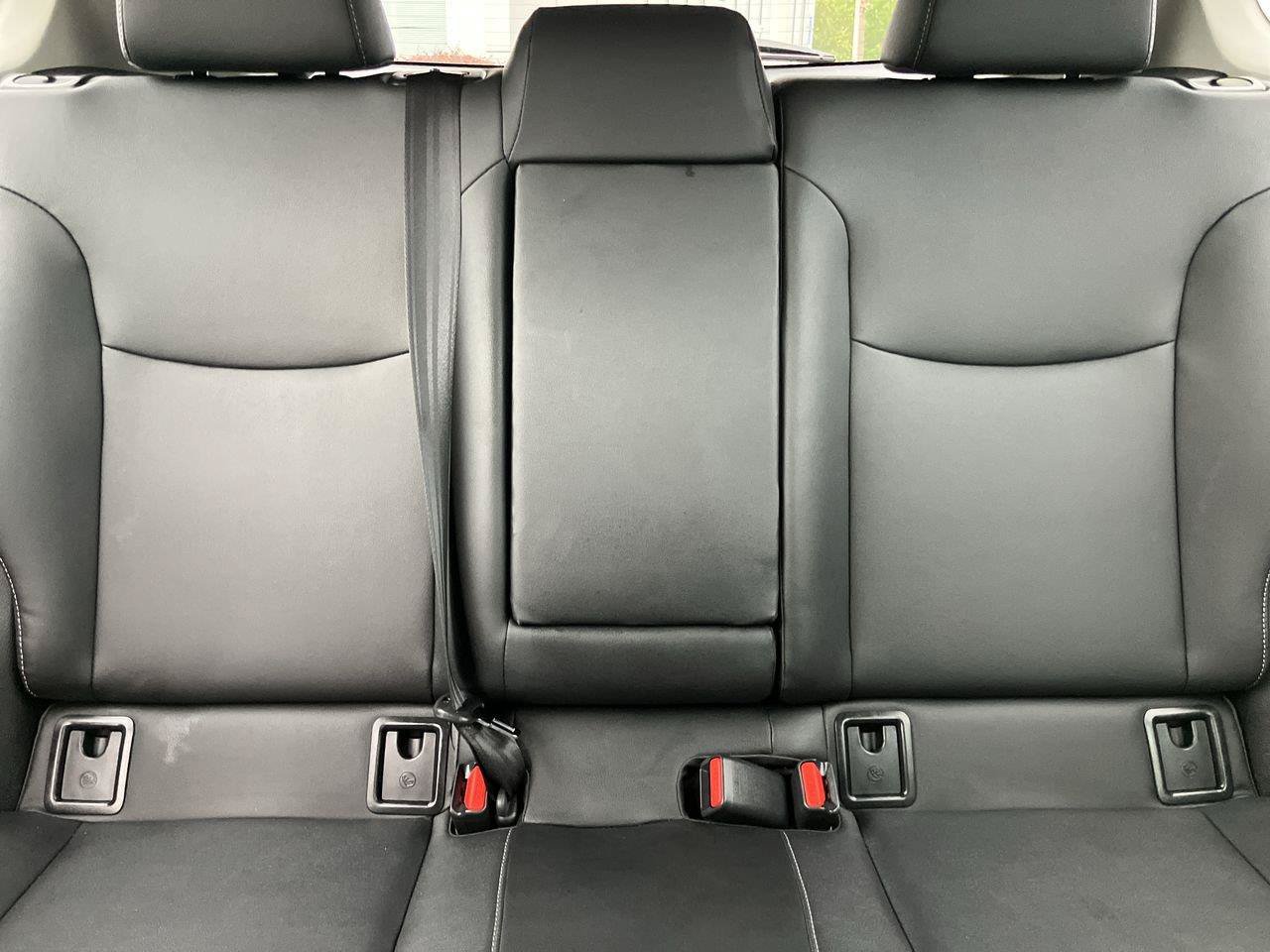Certified 2026 Toyota Corolla Cross XLE FWD image 30