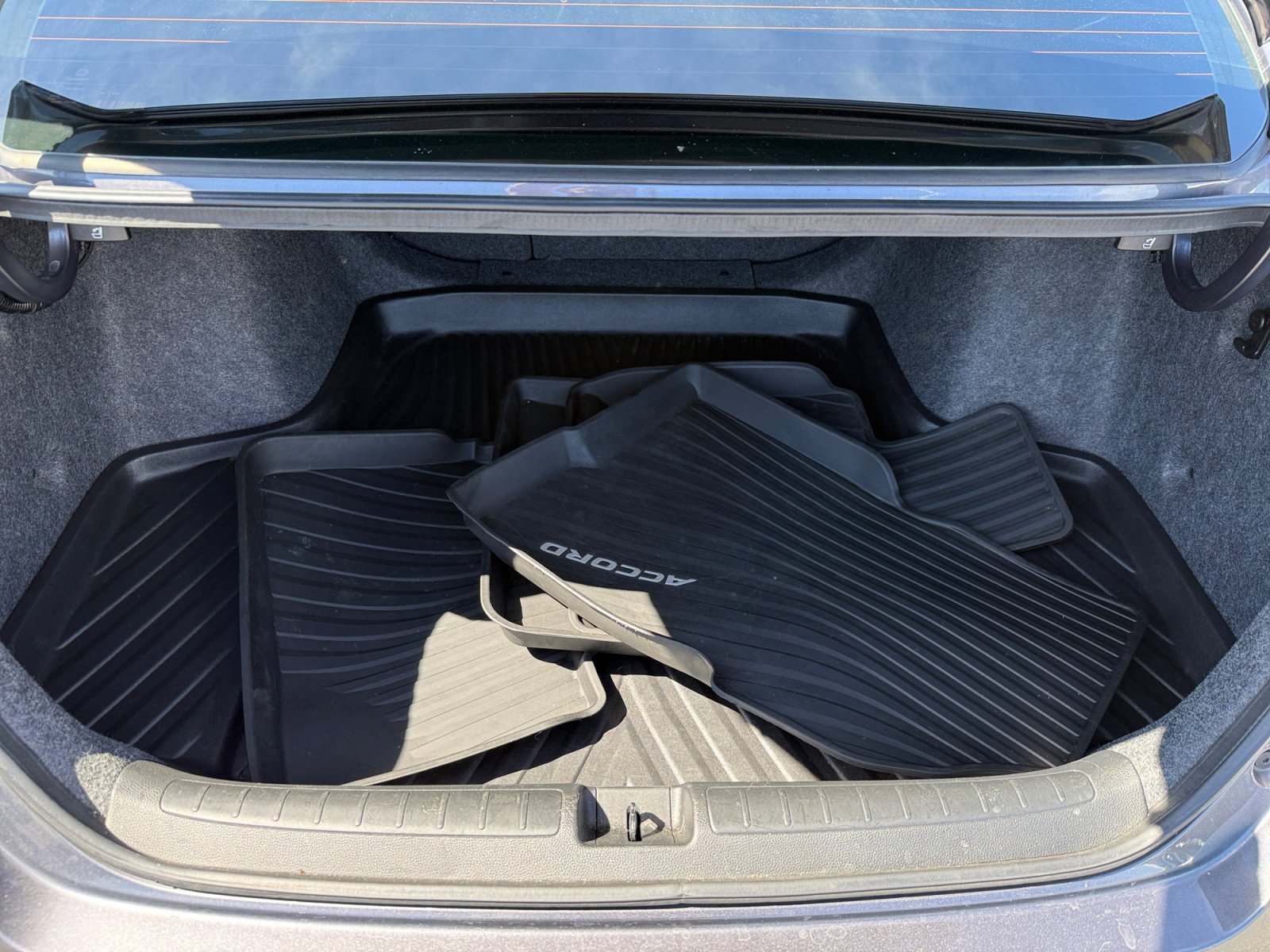 Used 2020 Honda Accord EX image 17