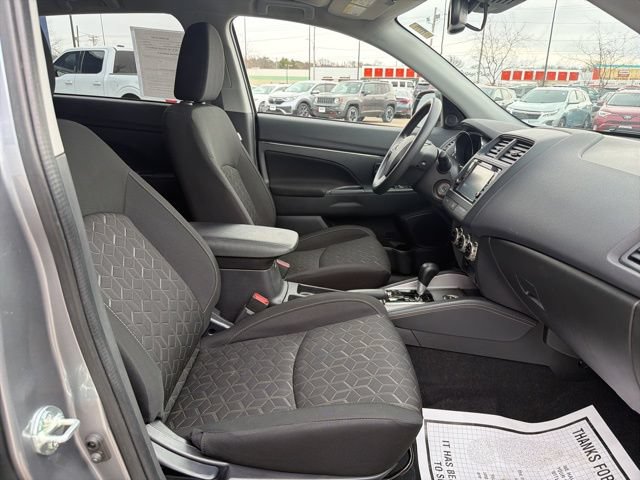 Used 2024 Mitsubishi Outlander Sport ES AWD/4WD image 23