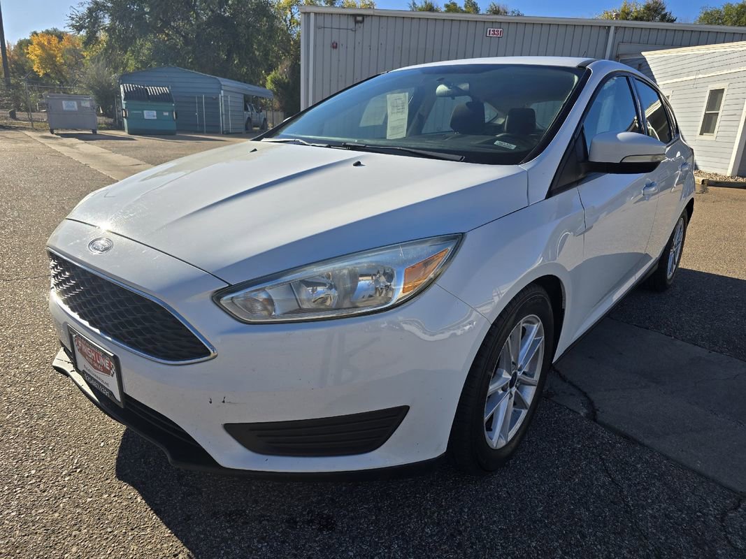 Used 2018 Ford Focus SE w/ Cold Weather Package image 11